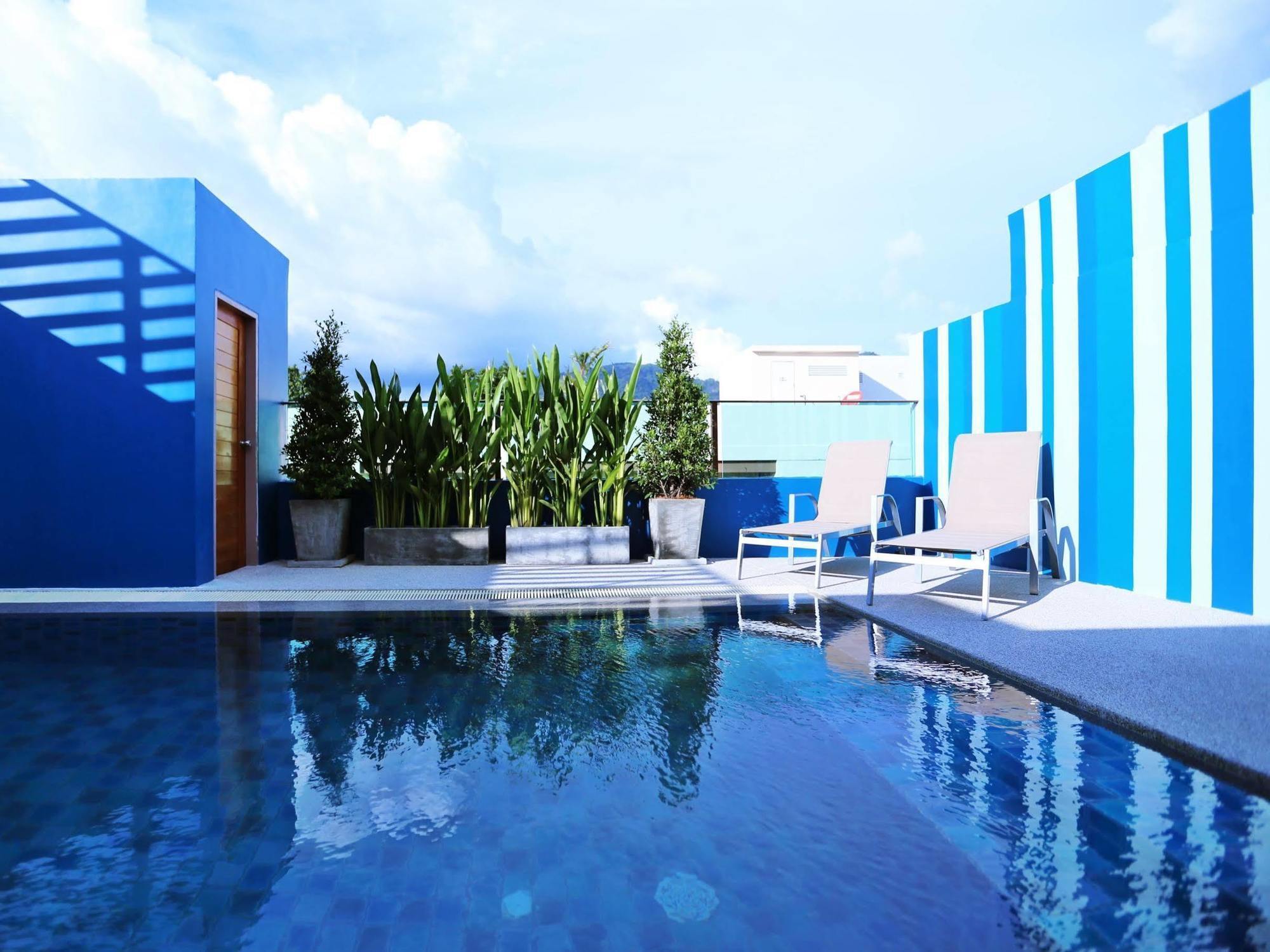 Ocean And Ole Patong Hotel Exterior foto
